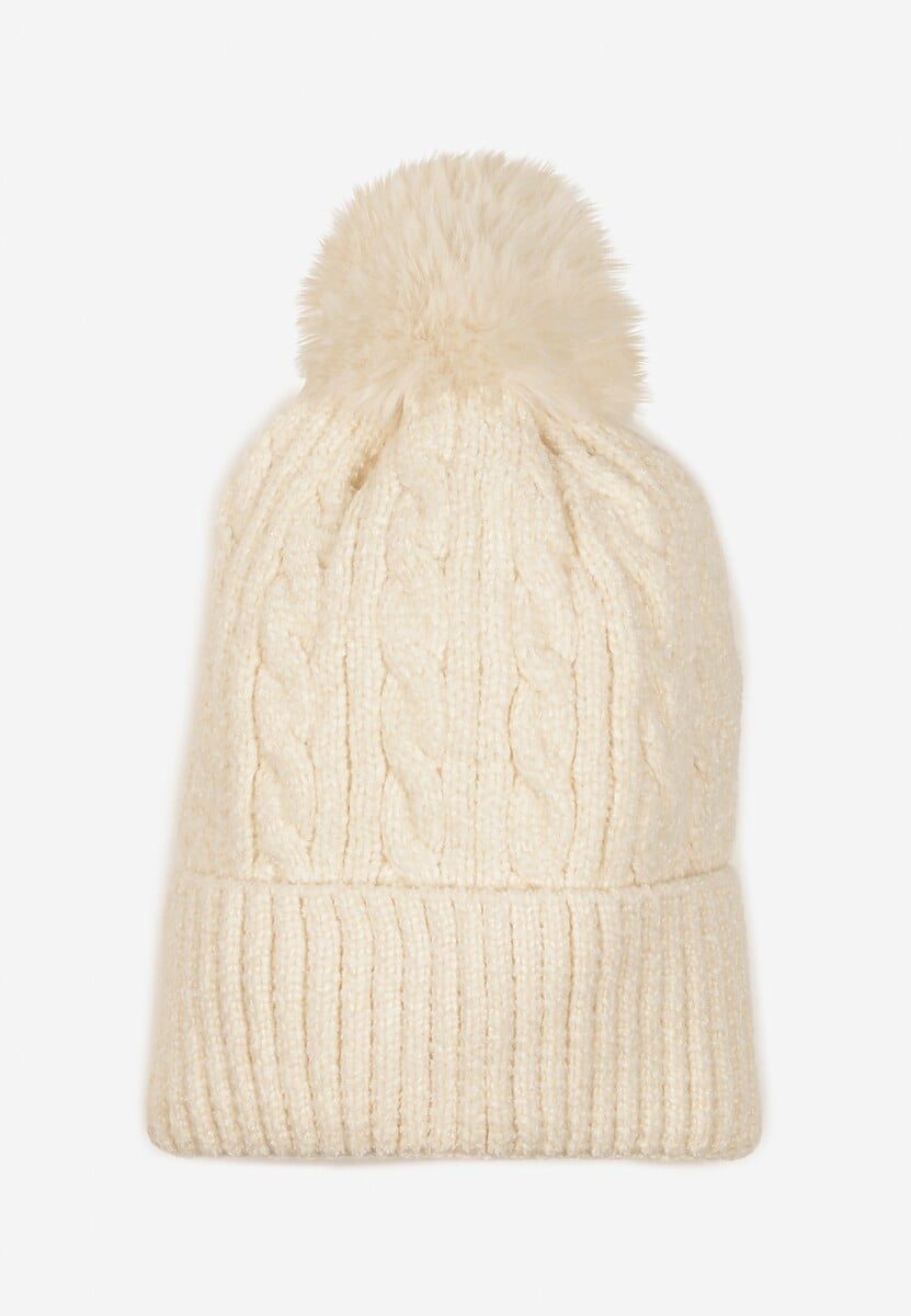 Jasnobeżowa Czapka w Ozdobny Warkoczowy Splot z Pomponem Emmilae 1