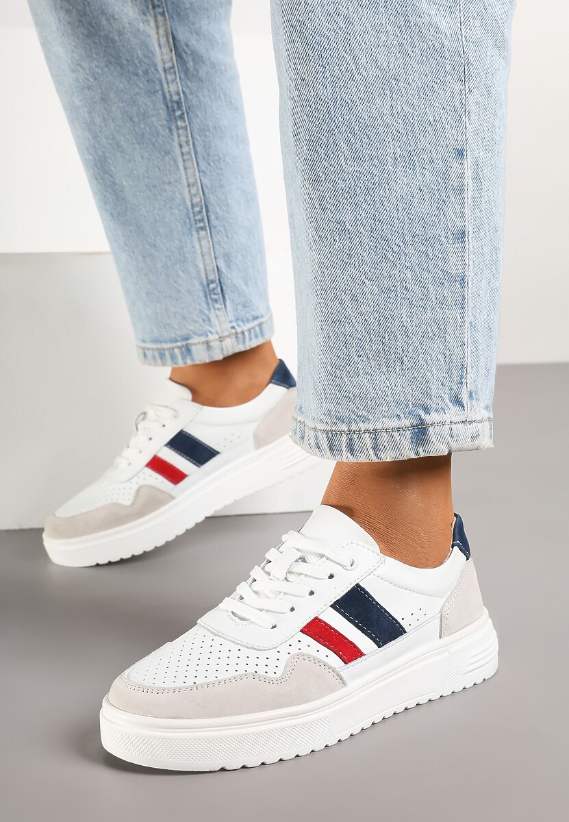 Biało-Granatowe Płaskie Sneakersy ze Skóry Naturalnej Ozdobione Paskami i Perforacją Floriwa 2
