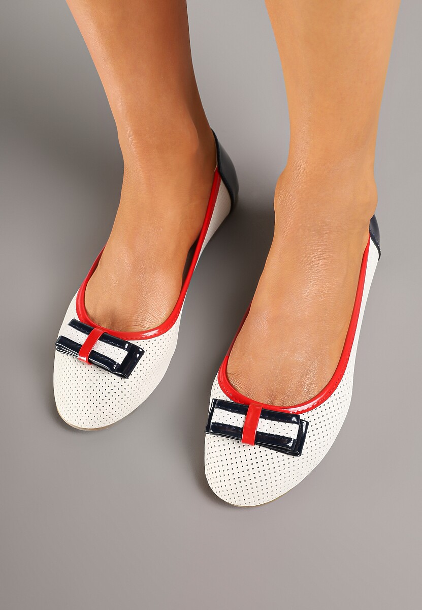 Biało-Czerwone Balerinki z Ażurową Perforacją i Skórzaną Wkładką Zdobione Kokardą Norapis 2