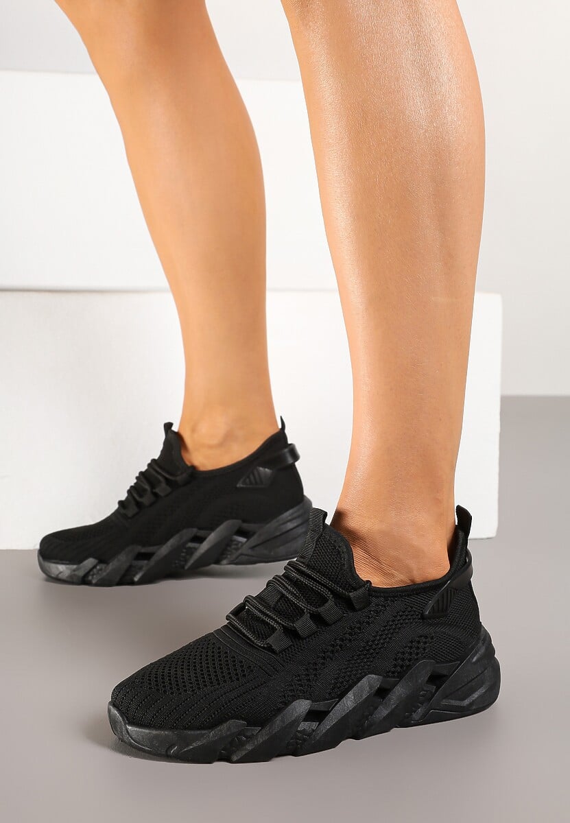 Czarne Sneakersy na Tłoczonej Platformie Tatilora 1