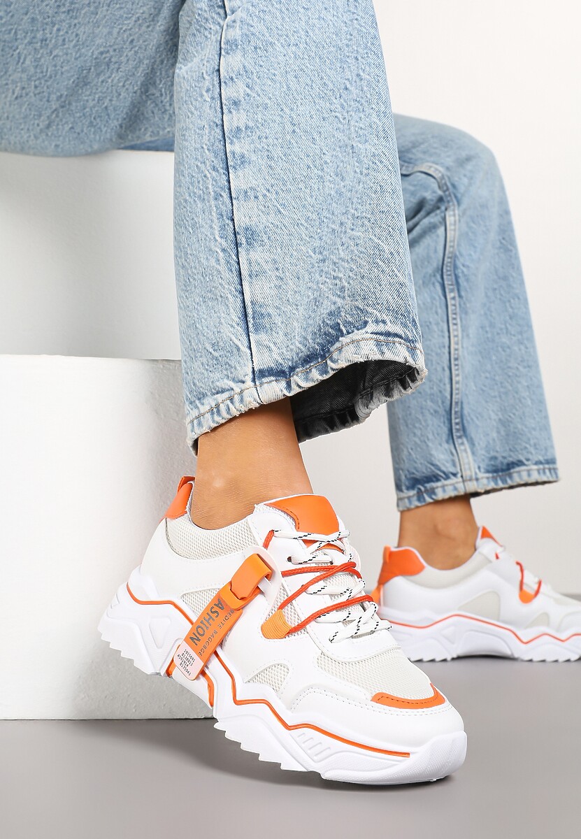 Biało-Pomarańczowe Sneakersy z Siateczkowymi Wstawkami i Paskami na Boku Taneril 2