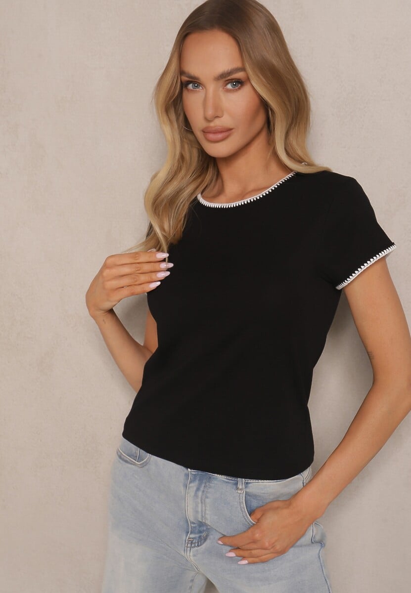 Czarny T-shirt z Bawełny z Ozdobną Lamówką Elanicea 1