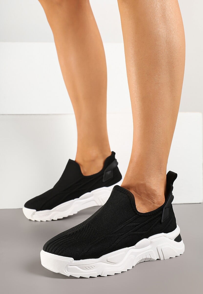Czarne Siateczkowe Buty Sportowe Sneakersy Wsuwane Zdobione Tłoczeniami Nusadela 2