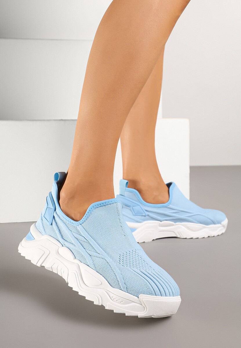Jasnoniebieskie Siateczkowe Buty Sportowe Sneakersy Wsuwane Zdobione Tłoczeniami Nusadela 1