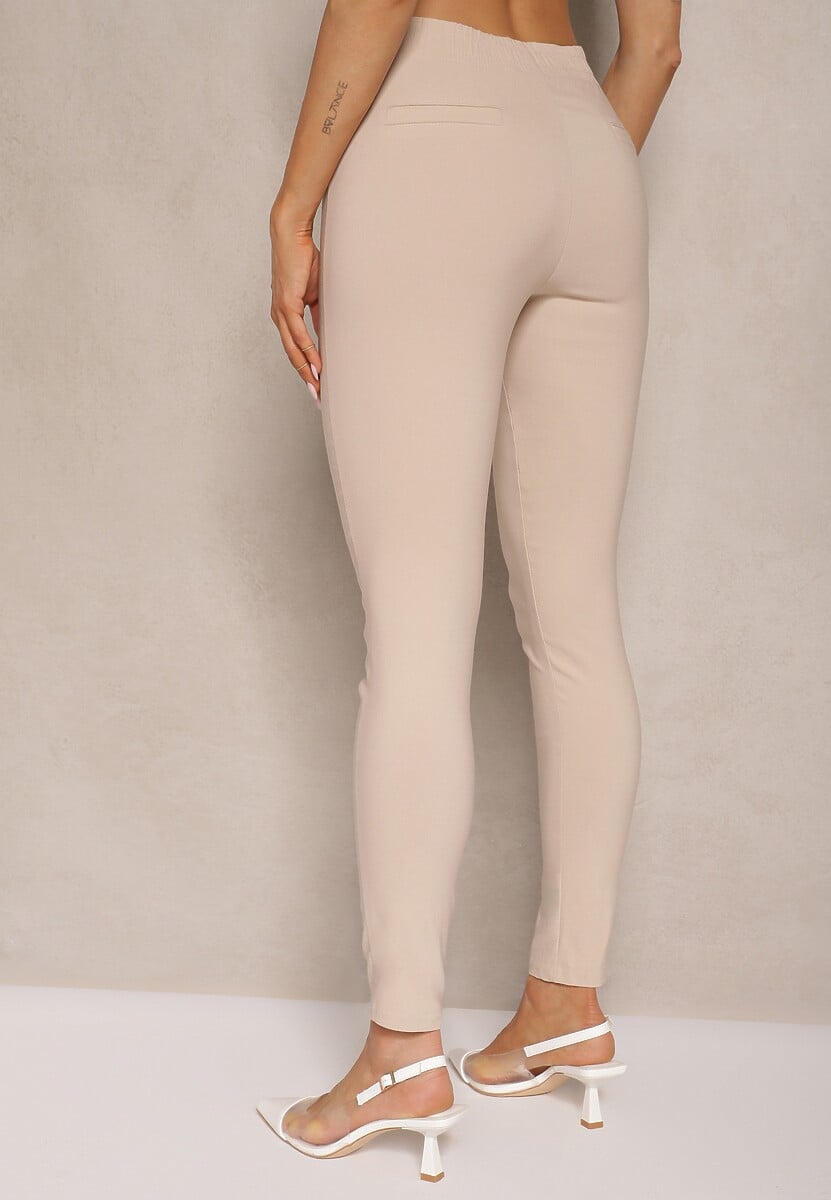 Beżowe Spodnie Skinny z Bawełną i Ozdobnymi Guzikami Arrimarela 3