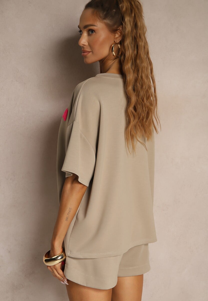 Ciemnobeżowy Komplet z Wiskozą o Fasonie Oversize T-shirt i Szorty Lirafina 3