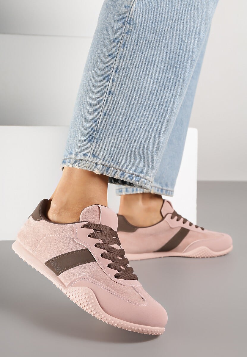 Różowo-Brązowe Sneakersy Ozdobione Tłoczeniem Halennesa 1