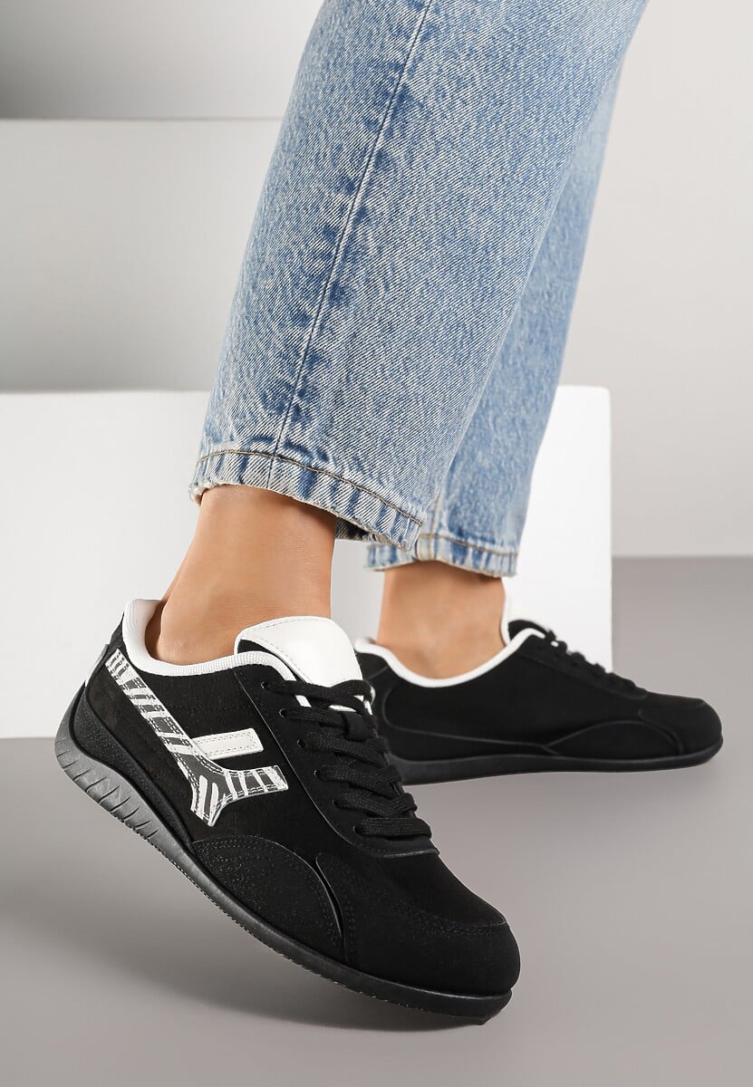Czarne Sneakersy z Geometrycznym Motywem w Zeberkę Arpolia 1