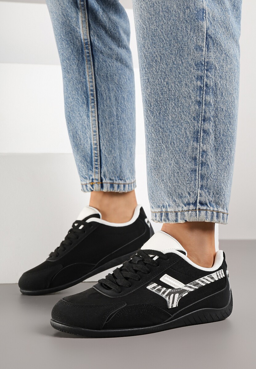 Czarne Sneakersy z Geometrycznym Motywem w Zeberkę Arpolia 2