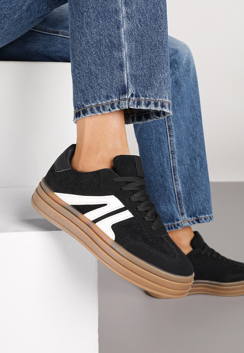 Czarne Sneakersy Tenisówki na Platformie z Tłoczeniem i Geometrycznym  Motywem Kialie 1