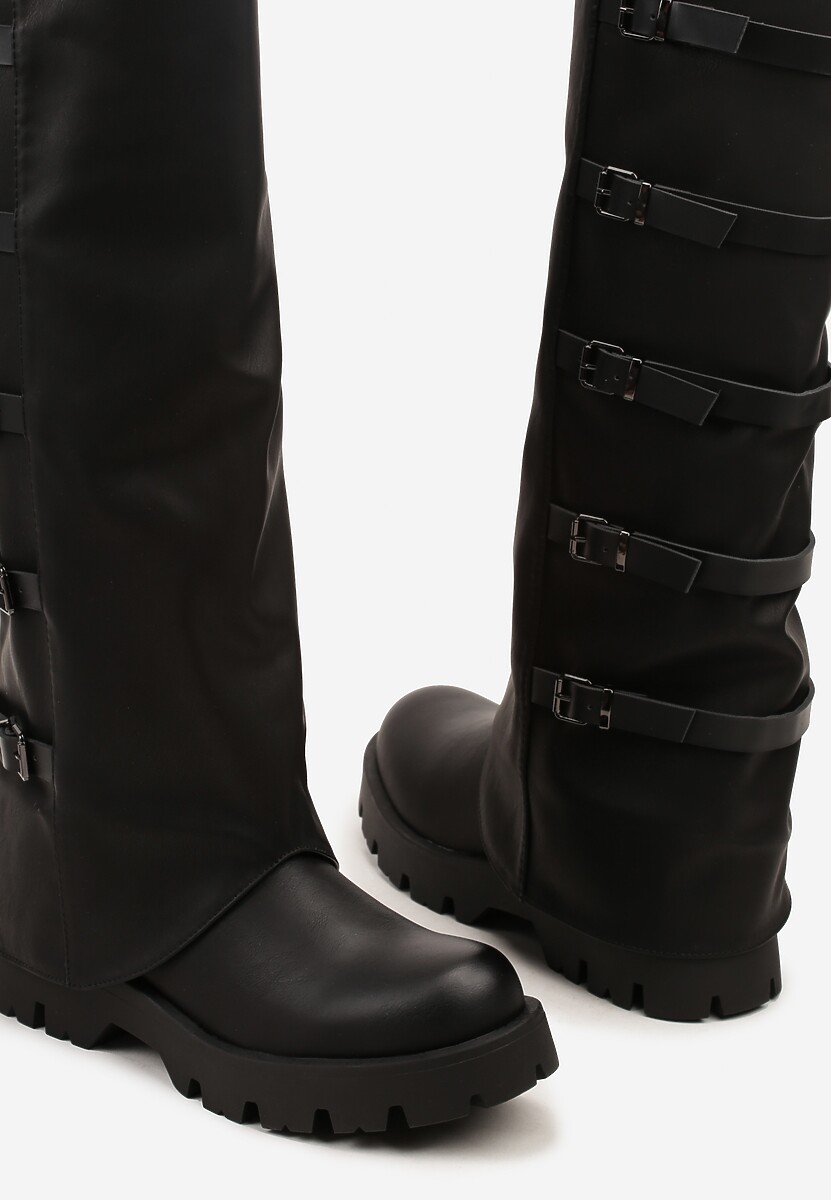 Czarne Kozaki Bikery z Ozdobnymi Aplikacjami Latevesa - Renee