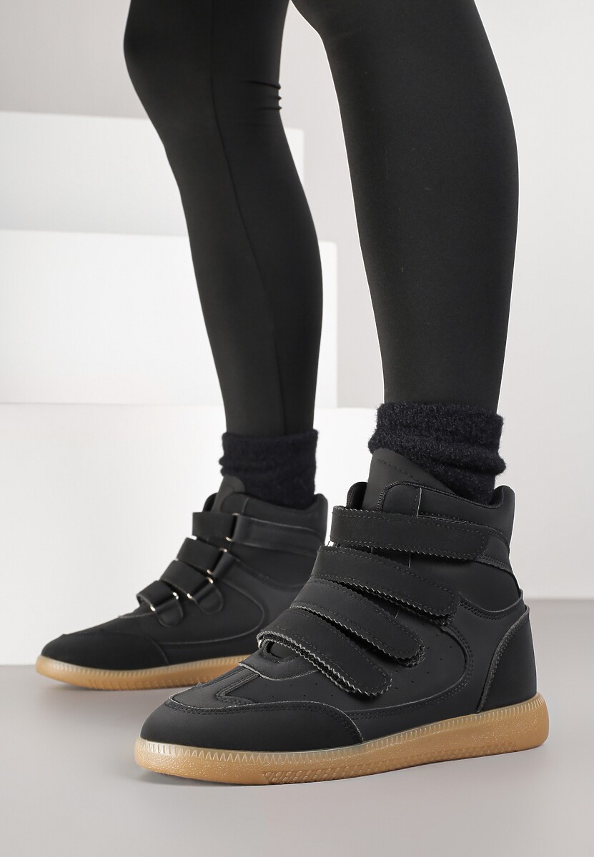 Czarne Sneakersy na Ukrytym Koturnie Ozdobione Przeszyciami Tlavie 2