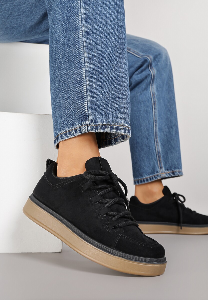 Czarne Sneakersy z Ozdobnymi Przeszyciami Zailera 1