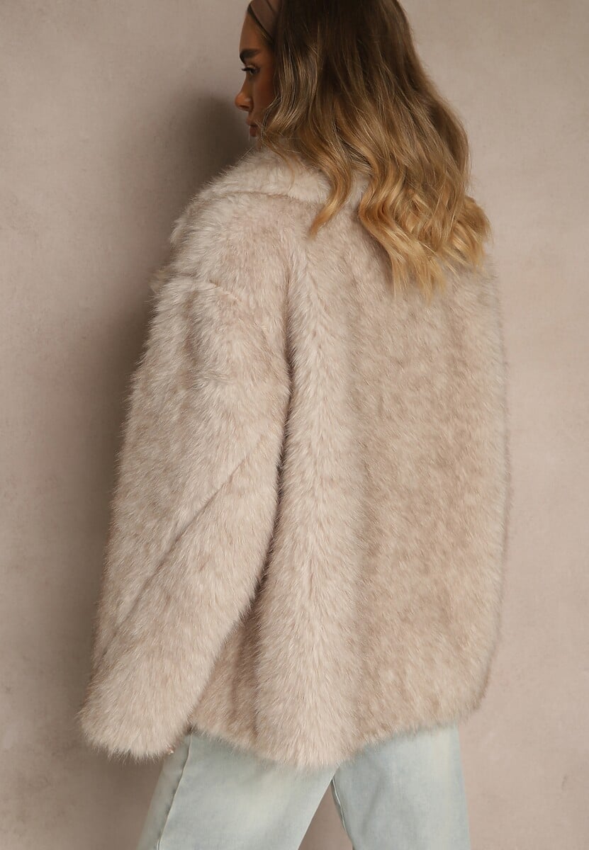 Beżowa Oversizowa Kurtka Futerko o Dwurzędowym Kroju Asonella 3