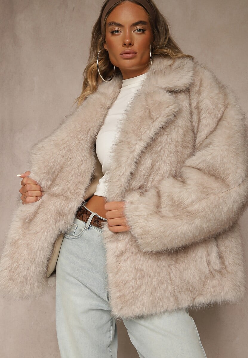 Beżowa Oversizowa Kurtka Futerko o Dwurzędowym Kroju Asonella 1