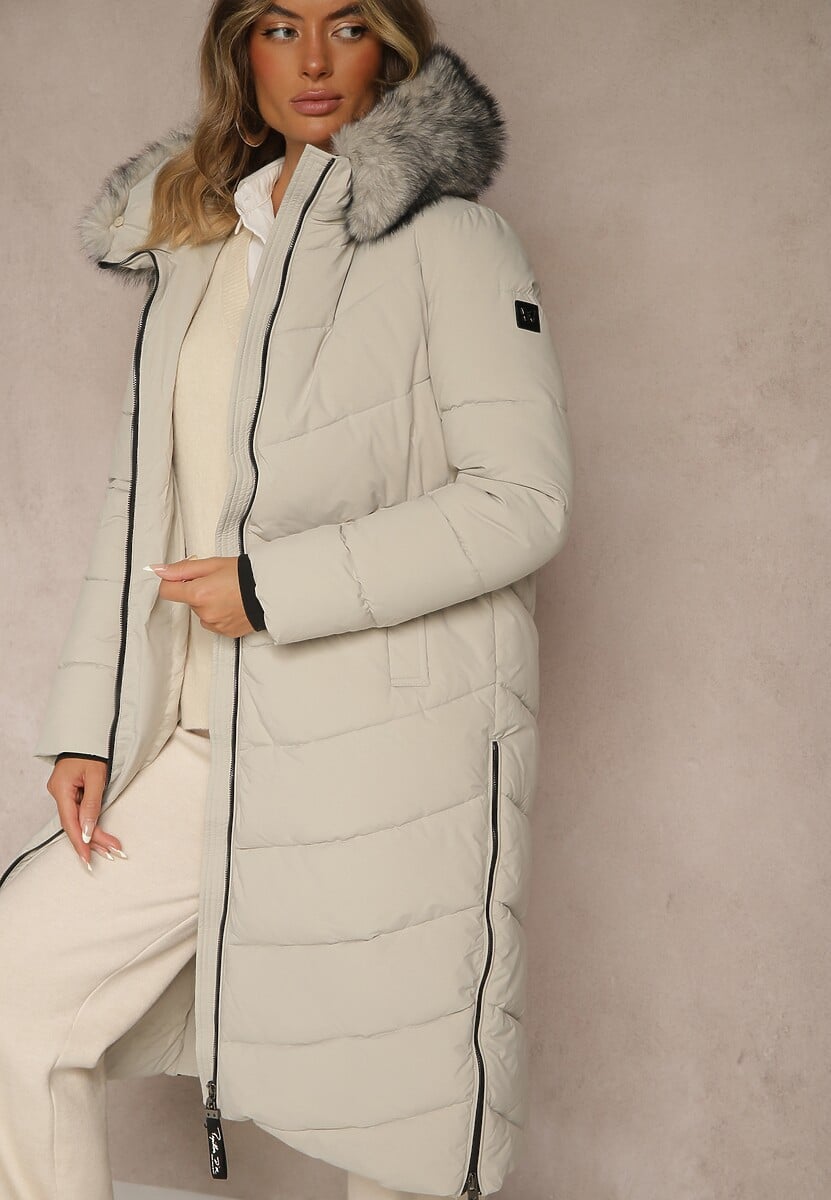 Beżowa Pikowana Kurtka o Długim Kroju z Kapturem z Futrem Galianesa 3