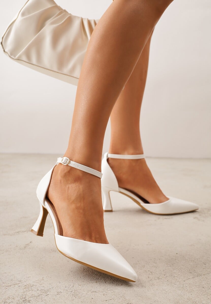 Białe Czółenka Vices na Klepsydrze z Noskiem w Szpic i Klamerką Nusithia 1