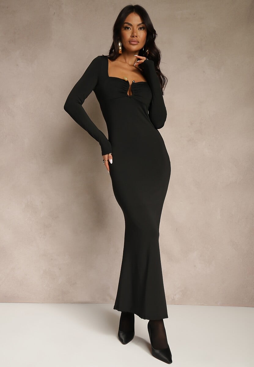 Czarna Sukienka Koktajlowa z Wiskozą Ozdobiona Metaliczną Aplikacją Refane 1