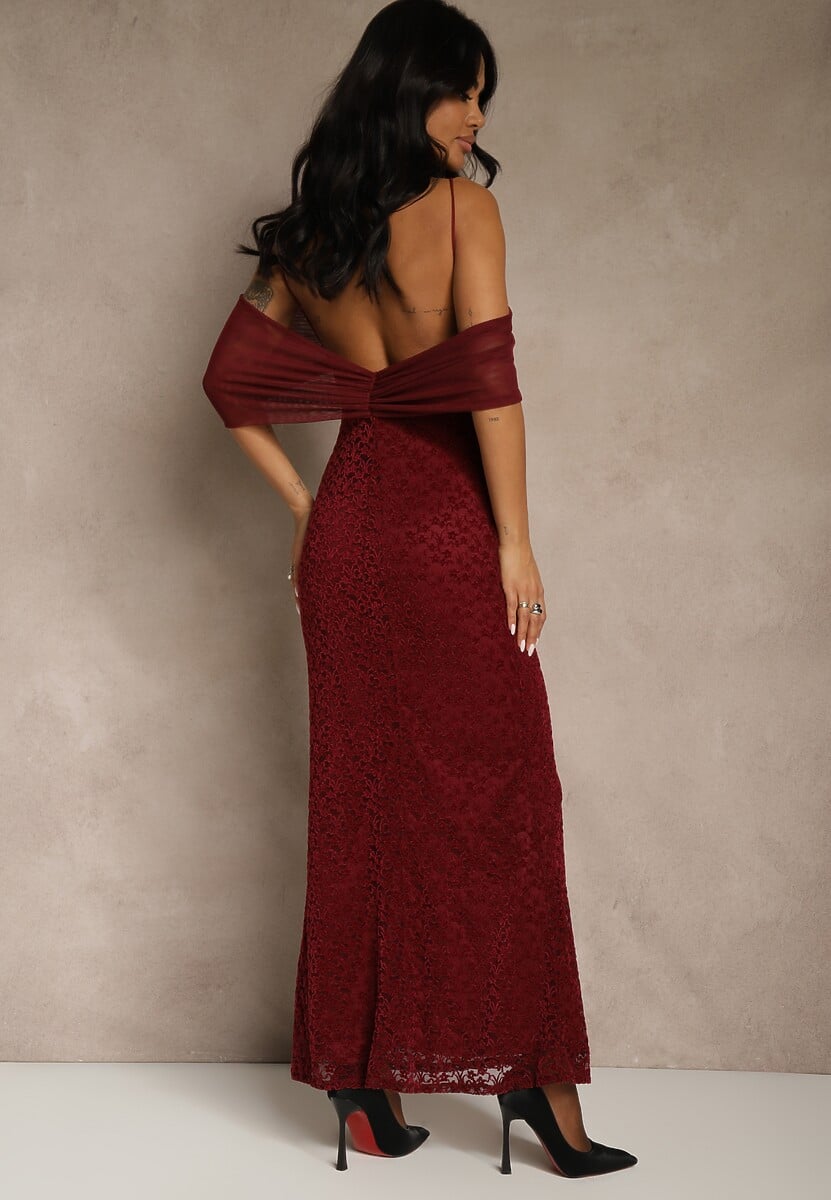 Bordowa Sukienka o Asymetrycznym Kroju Ozdobiona Falbaną Owedia 3