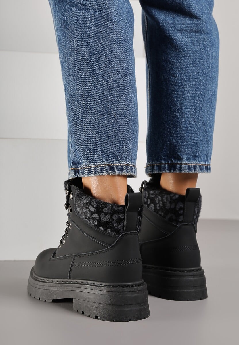 Czarne Trapery ze Wstawkami we Wzór Vetiara 3