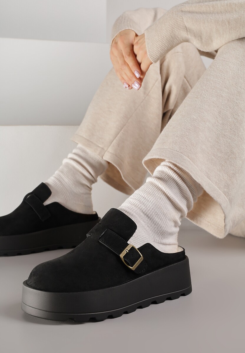 Czarne Śniegowce na Grubej Podeszwie z Niską Cholewką i Ozdobną Klamerką Vetibela 2