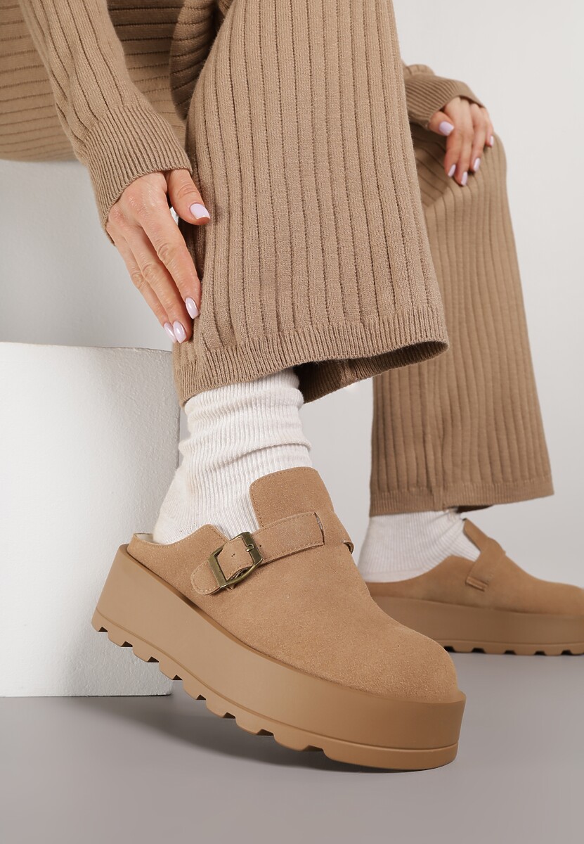 Beżowe Śniegowce na Grubej Podeszwie z Niską Cholewką i Ozdobną Klamerką Vetibela 1