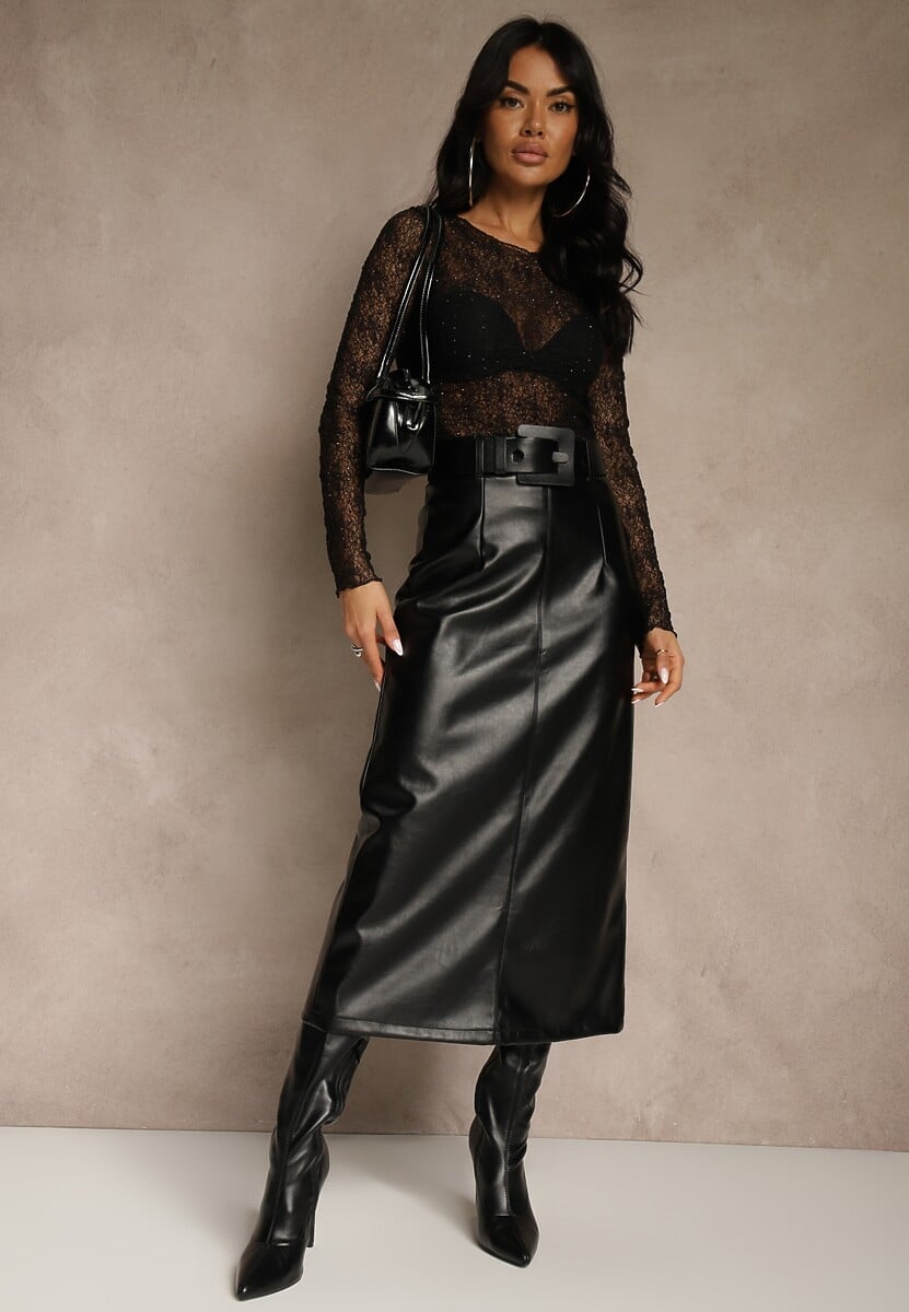 Czarna Ołówkowa Spódnica z Imitacji Skóry z Paskiem z Wyrazistą Klamrą Rewedana 2