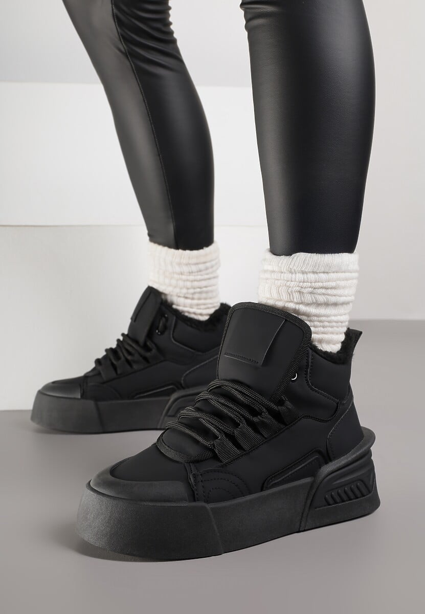 Czarne Sneakersy z Ociepleniem na Platformie z Tłoczeniem Newedela 2