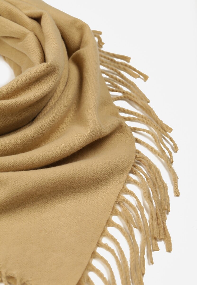 Beżowy Szalik w Kształcie Trójkąta z Frędzlami Vetifare 2