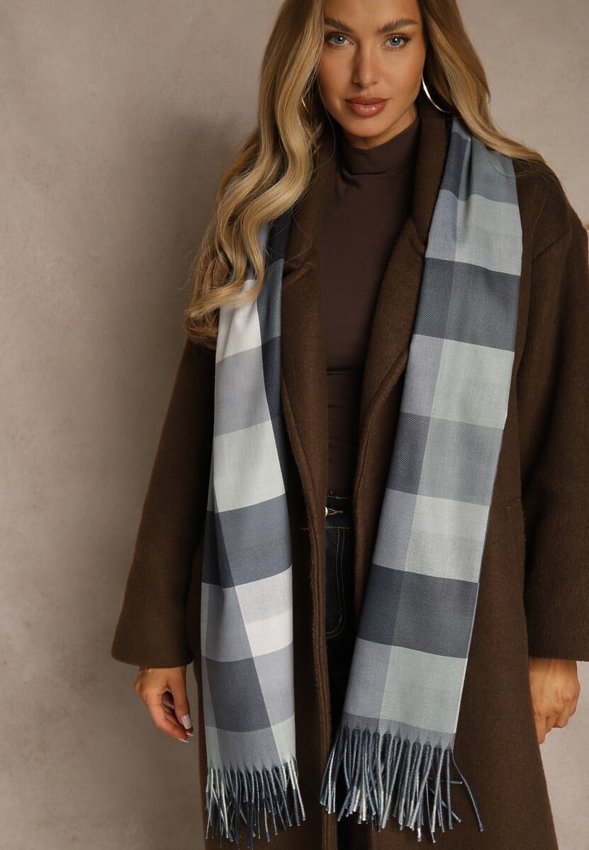 Czarny Wiskozowy Szalik z Frędzlami Zdobiony Wzorem w Kratę Etefera 1