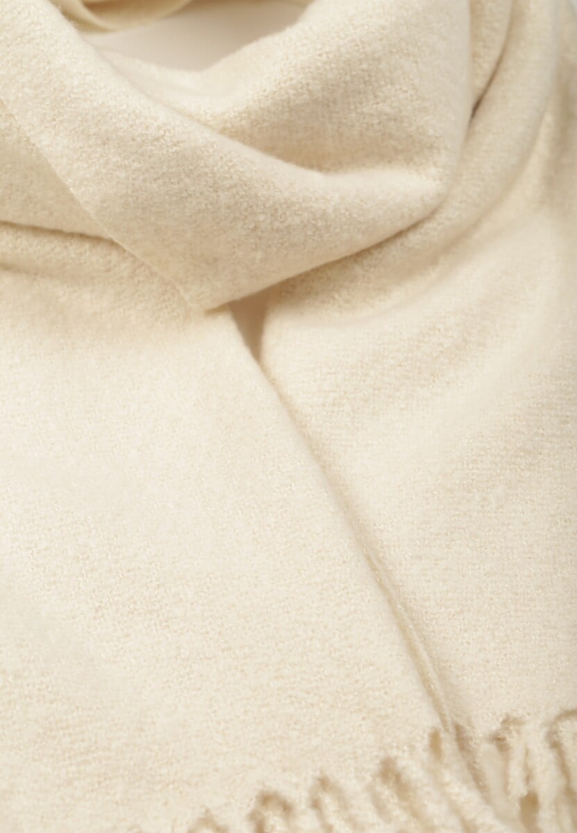 Jasnobeżowy Gładki Szalik z Frędzlami Vetimare 2