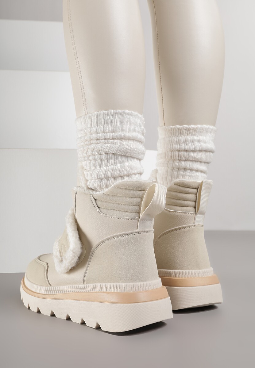 Beżowe Śniegowce Ozdobione Futerkiem i Przeszyciami Newelara 3