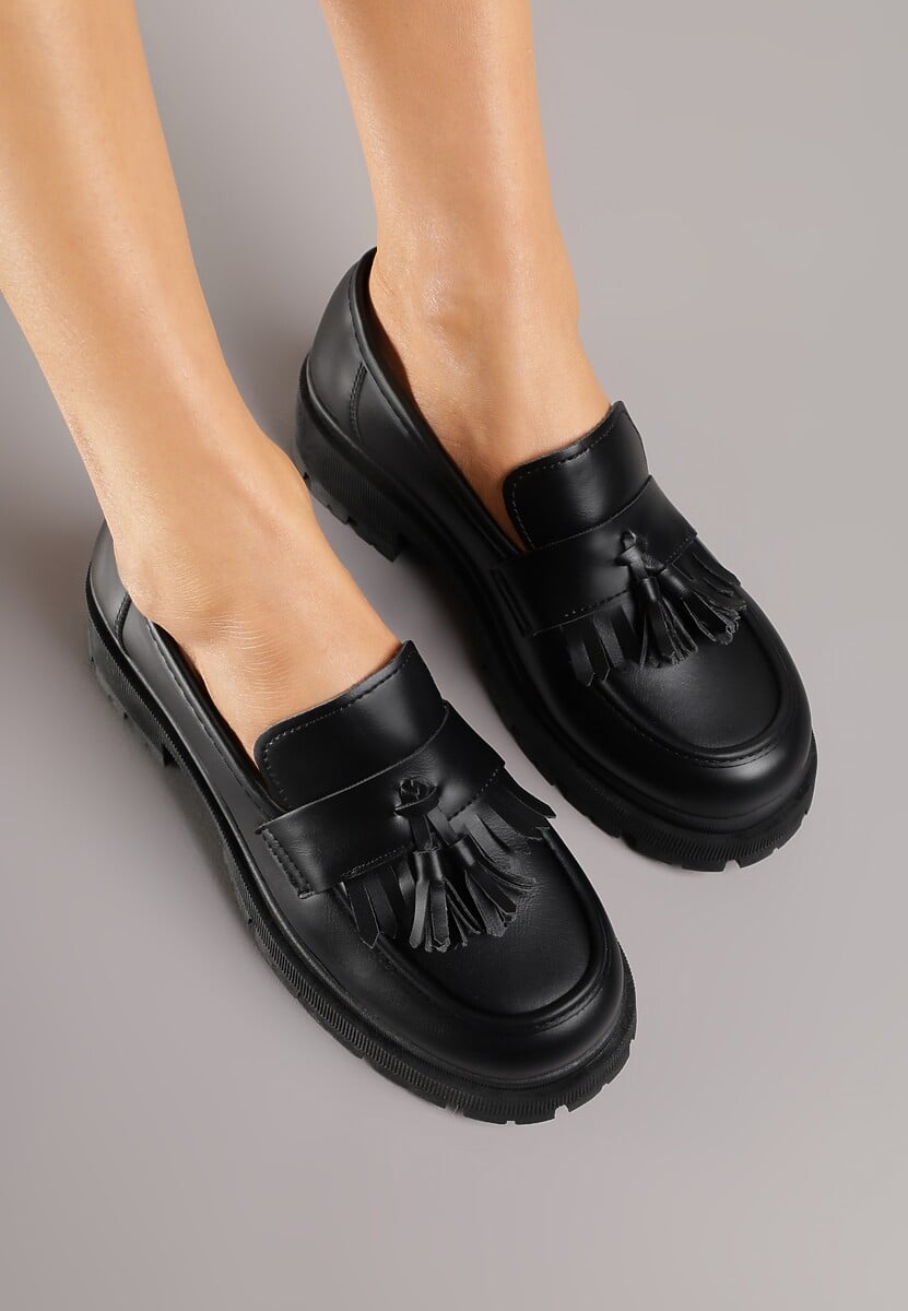 Czarne Mokasyny na Platformie Ozdobione Frędzlami Sewrisa 3