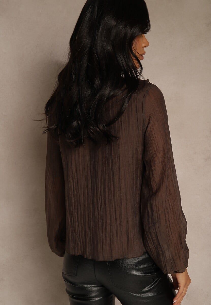 Brązowa Koszulowa Bluzka z Dekoltem V i Falbankami Calomia 3