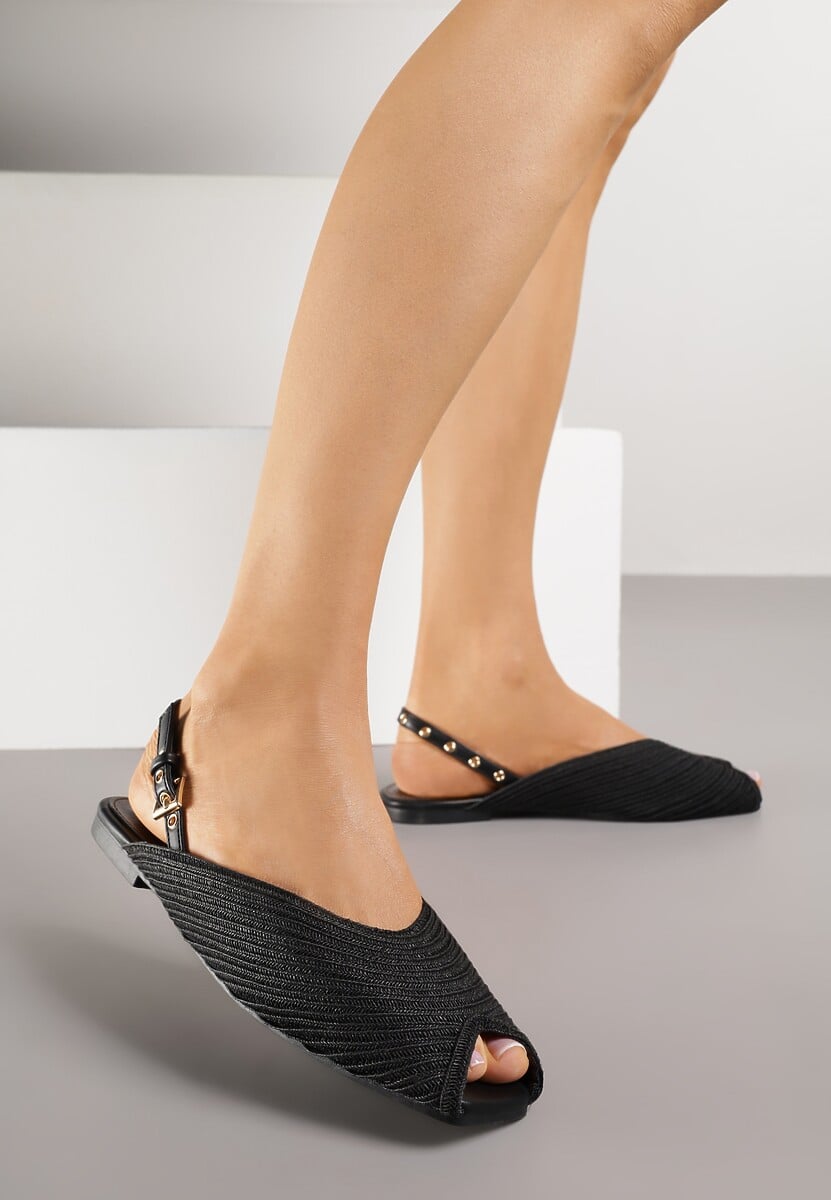 Czarne Sandały z Plecionką i Metalicznymi Ozdobami Crowstrider 2