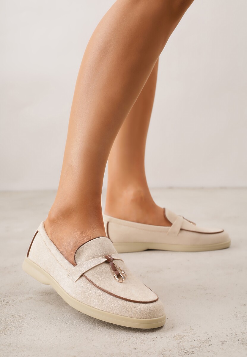 Beżowe Mokasyny z Imitacji Zamszu z Zawieszką na Nosku Theophitos 2