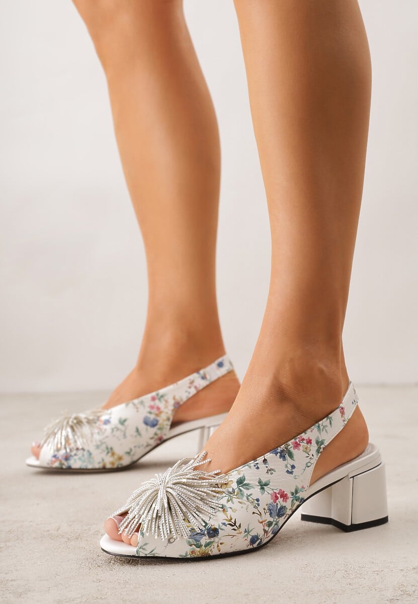 Białe Sandały na Słupku z Wkładką ze Skóry Naturalnej z Pomponem Rerissiana 2