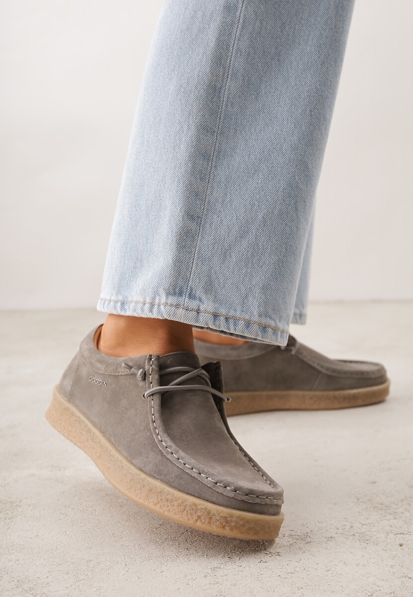 Ciemnobeżowe Półbuty z Zamszu Naturalnego ze Skórzaną Wkładką i Przeszyciami Oaraneva 1