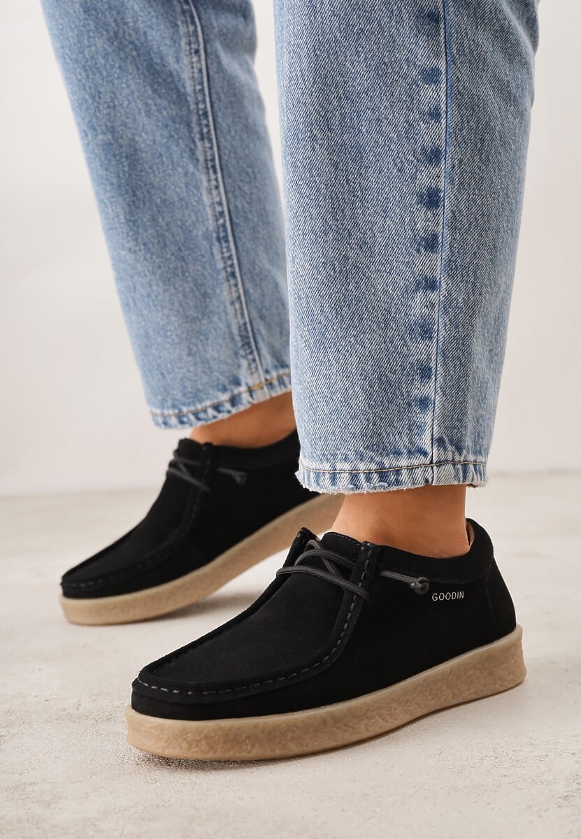 Czarne Półbuty z Zamszu Naturalnego ze Skórzaną Wkładką i Przeszyciami Oaraneva 1