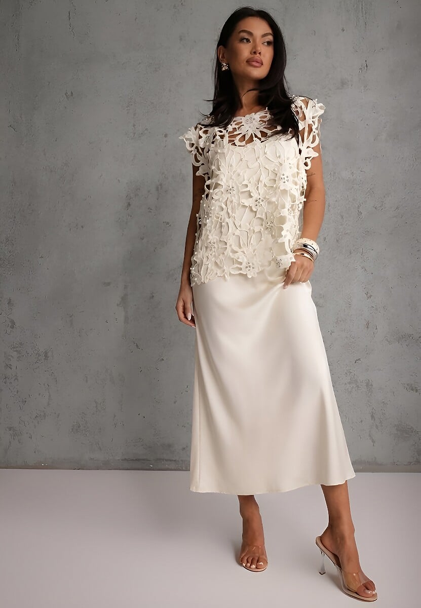 Jasnobeżowa Bawełniano-Wiskozowa Sukienka Slip Dress z Ozdobną Narzutką Sagossia 1