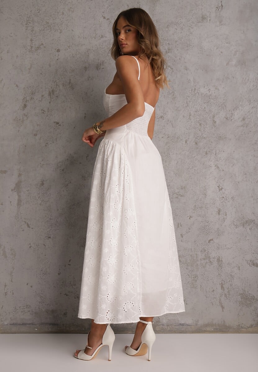 Biała Bawełniana Sukienka Ażurowa o Rozkloszowanym Fasonie na Ramiączkach Samesi 3