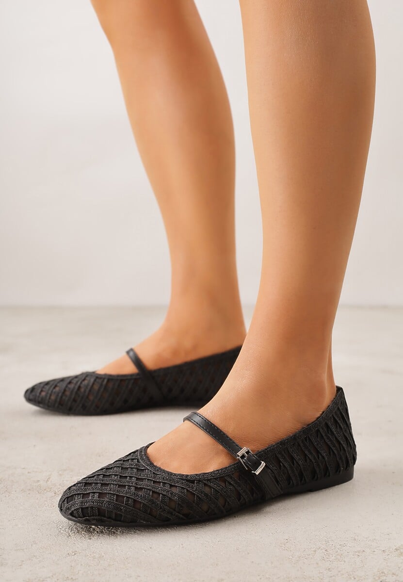 Czarne Balerinki z Ażurowym Wzorem i Paskiem Astethera 2
