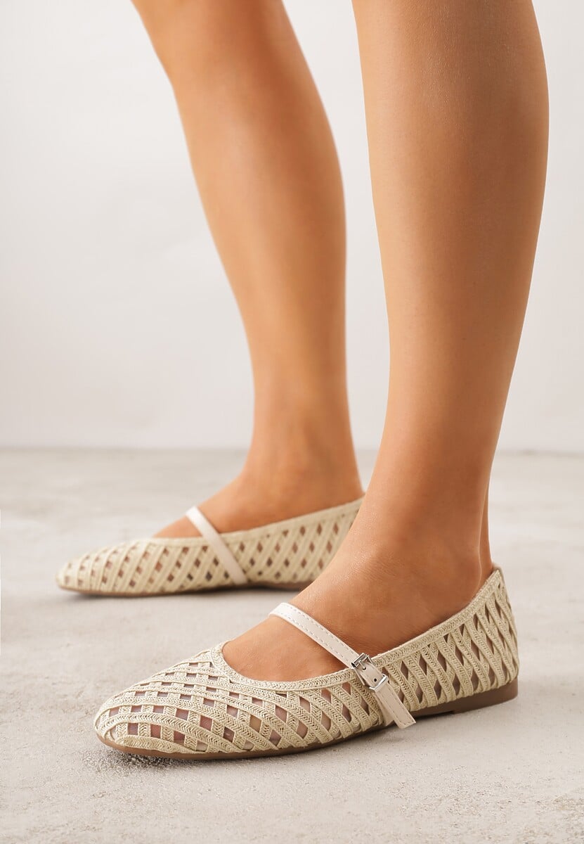 Jasnobeżowe Balerinki z Ażurowym Wzorem i Paskiem Astethera 2