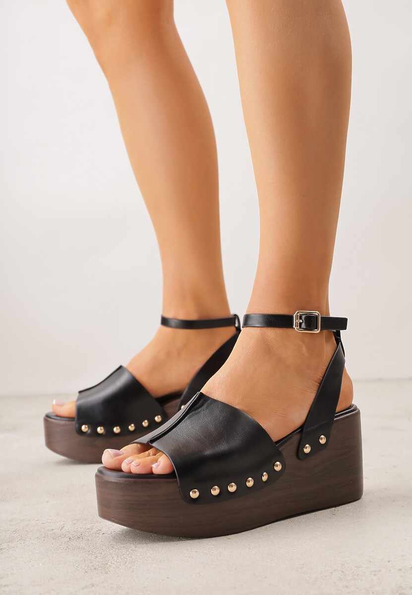 Czarne Sandały na Platformie i Koturnie z Nitami po Bokach Zaehesh 1