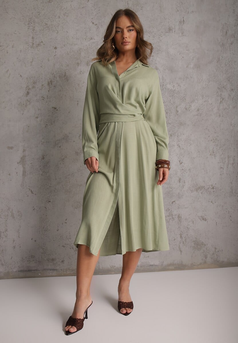 Zielona Koszulowa Sukienka z Wiskozy z Asymetrycznym Drapowaniem i Guzikiem Hetasa 1