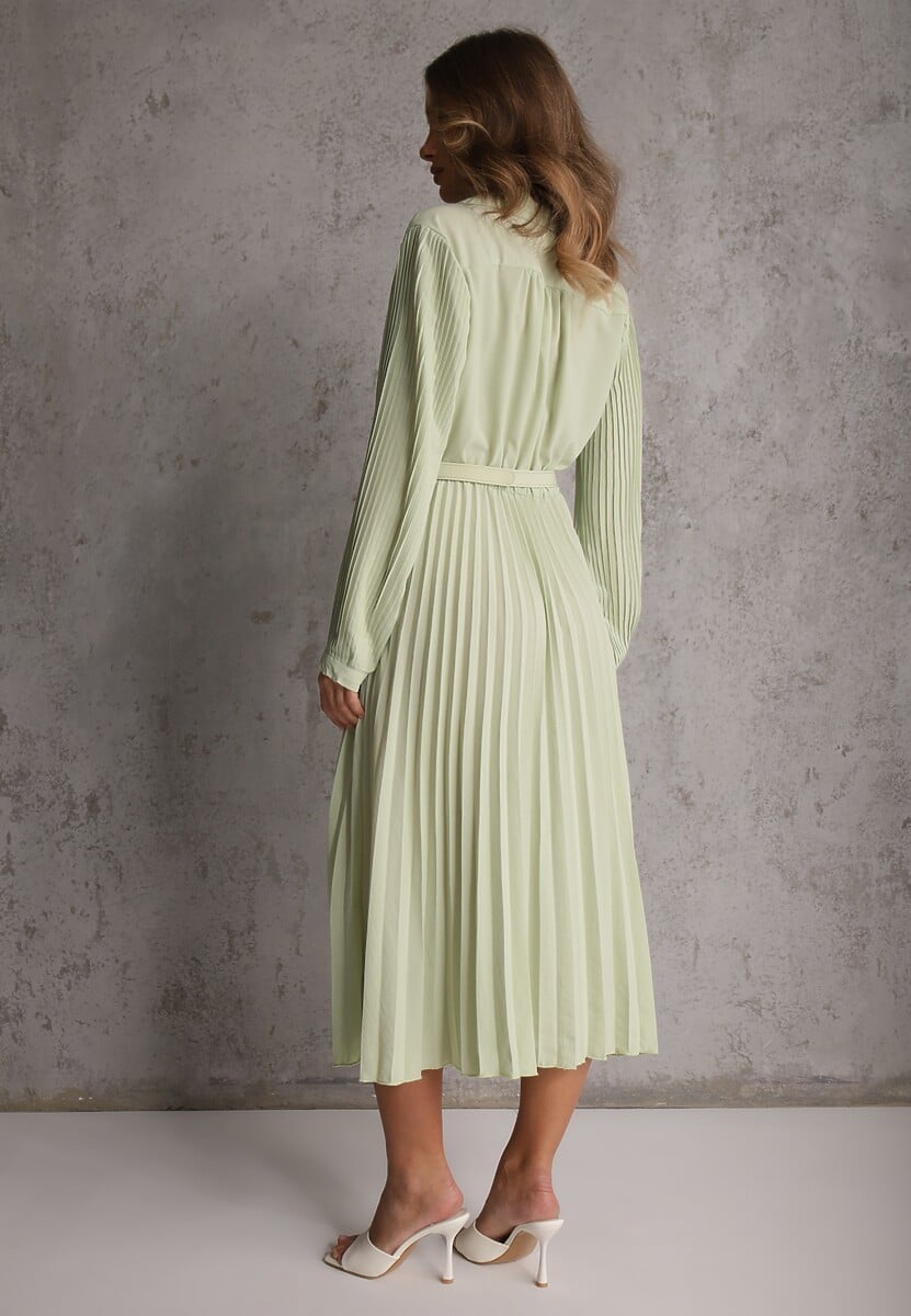 Zielona Koszulowa Sukienka z Plisowanymi Zdobieniami i Paskiem z Klamrą Efrivelle 3