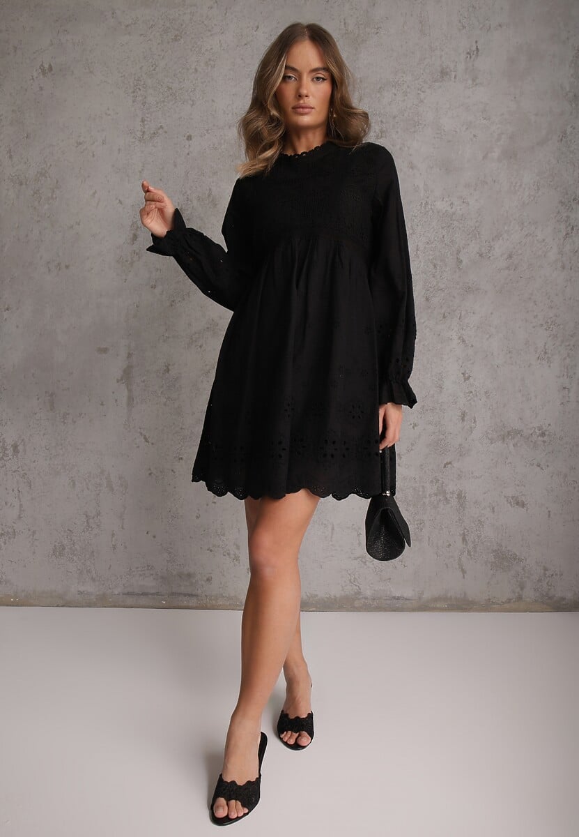 Czarna Rustykalna Sukienka z Bawełną Zdobiona Haftem i Ażurowymi Wycięciami Winlith 2