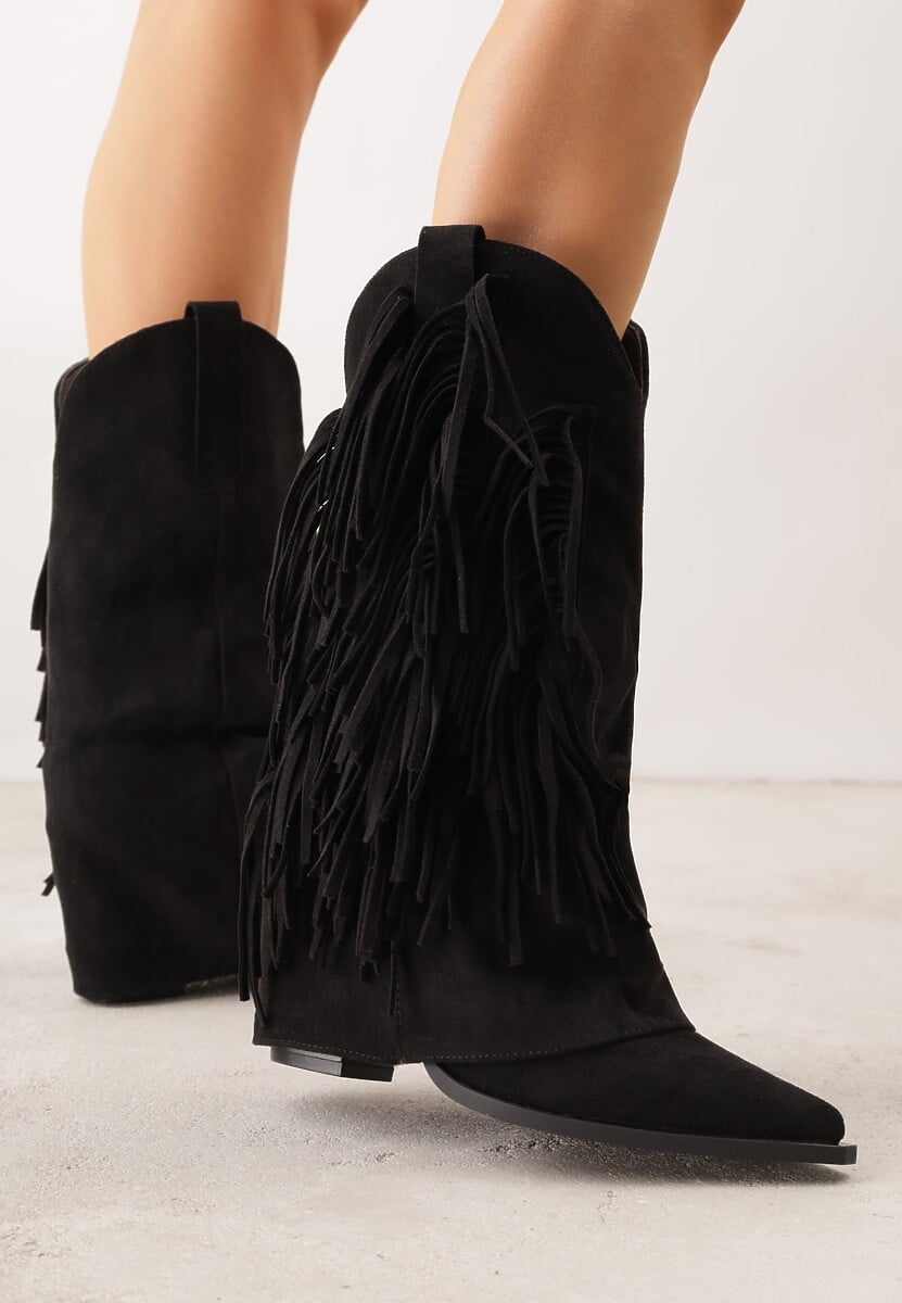 Czarne Botki Kowbojki na Słupku Ozdobione Frędzlami  i Wywiniętą Cholewką Aedime 2