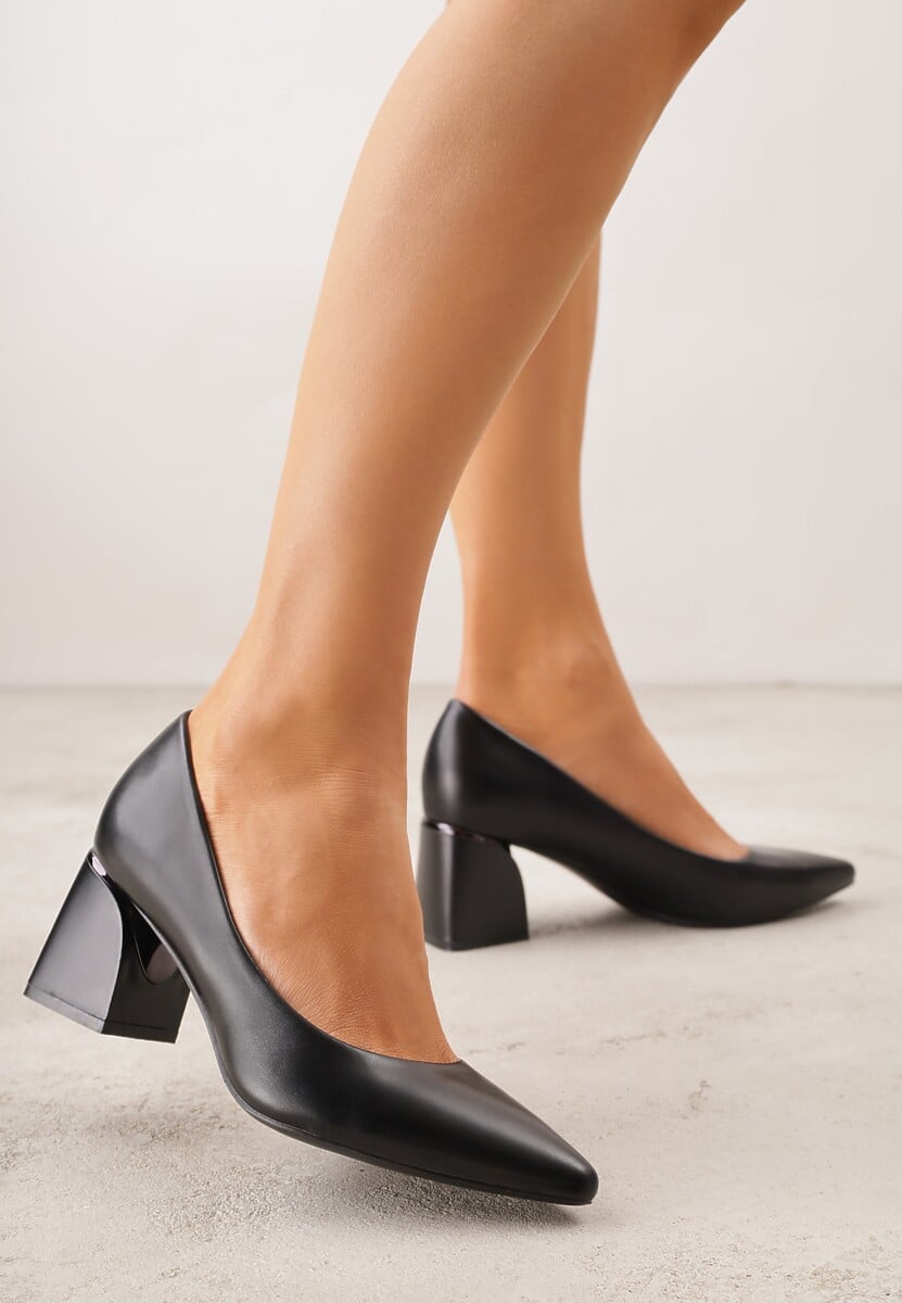 Czarne Czółenka na Stożkowym Słupku o Nicud 2