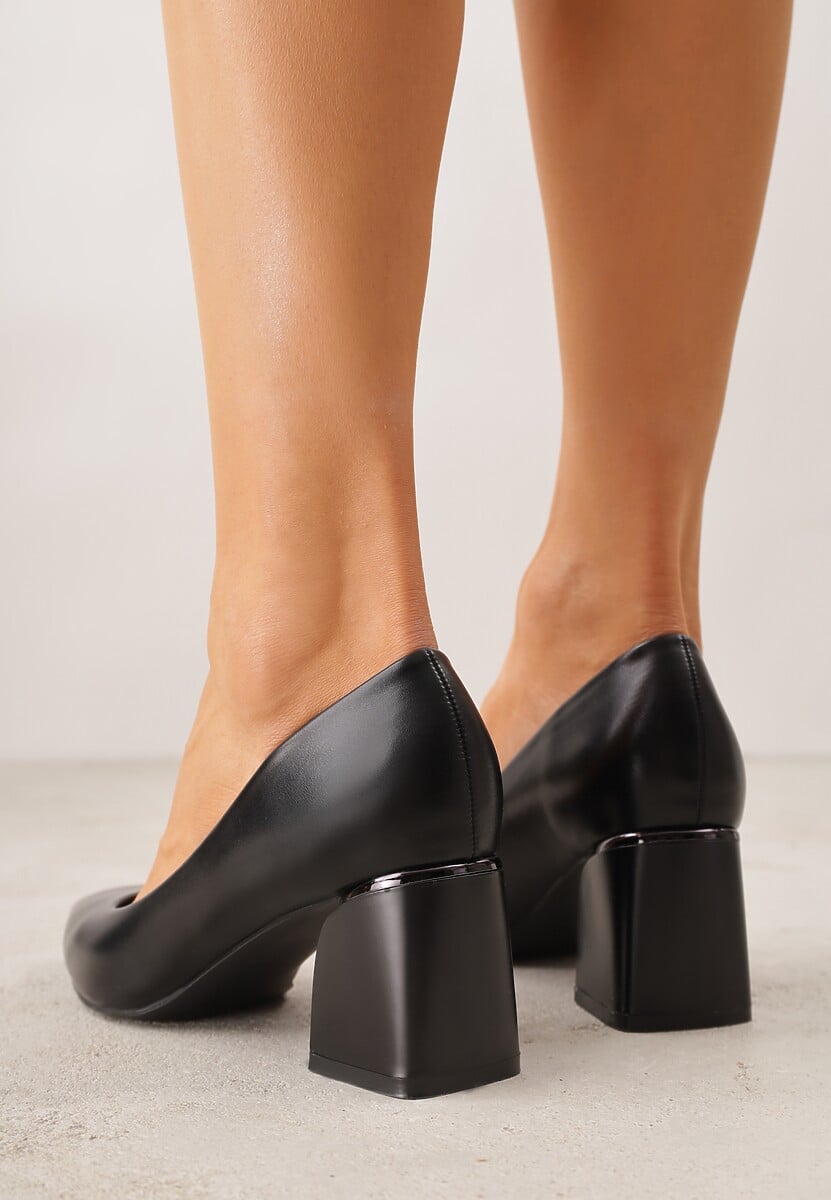 Czarne Czółenka na Stożkowym Słupku o Nicud 3